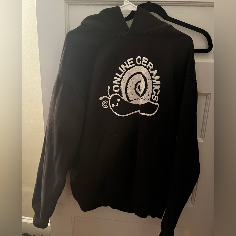 Online Ceramics Snail Hoodie in 🖤 mens L